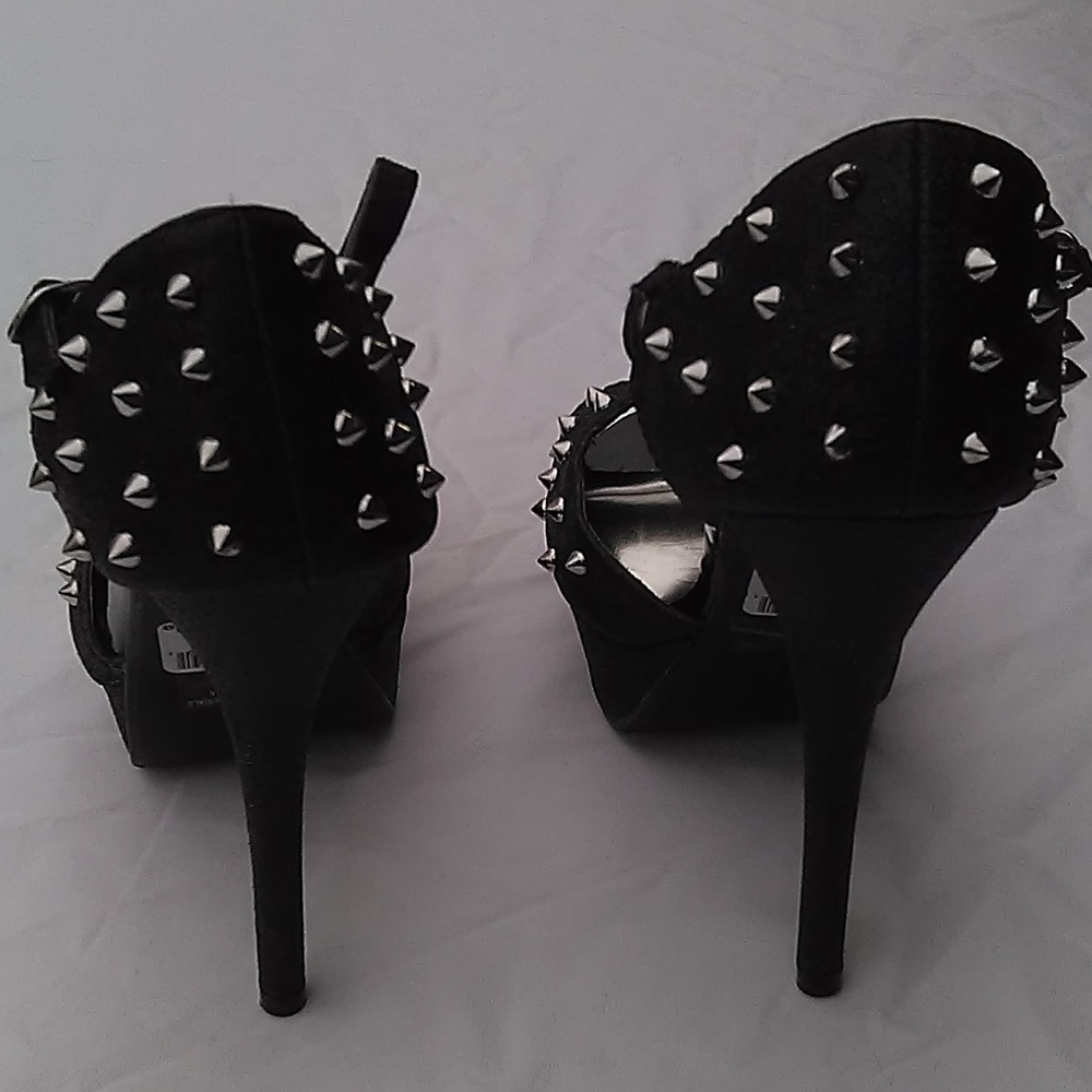 Speed Limit 98 Black Glitter Spike Stilettos NWOB - Picture 3 of 8